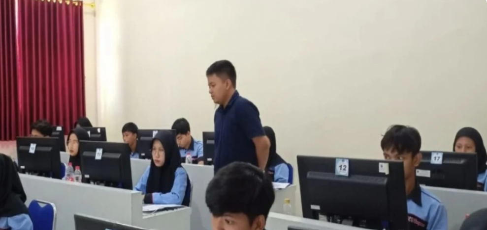 SMK Ma’arif NU 2 Karanglewas Gandeng Dosen UBSI dalam Uji Kompetensi Keahlian TKJ 2025