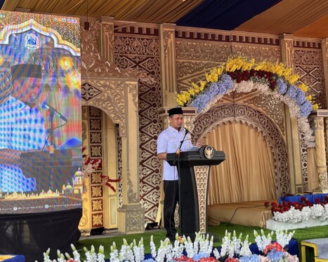 Desember Penuh Cinta: 100 Pasangan di Pekanbaru Ikuti Nikah Massal Gratis, Hadiah Umroh Menanti!