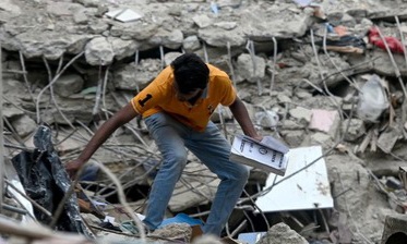 Bangunan di Pakistan Rubuh, 25 Orang Meninggal