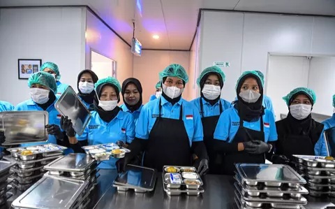 Program MBG Dorong Ekonomi Daerah dan Serap Tenaga Kerja