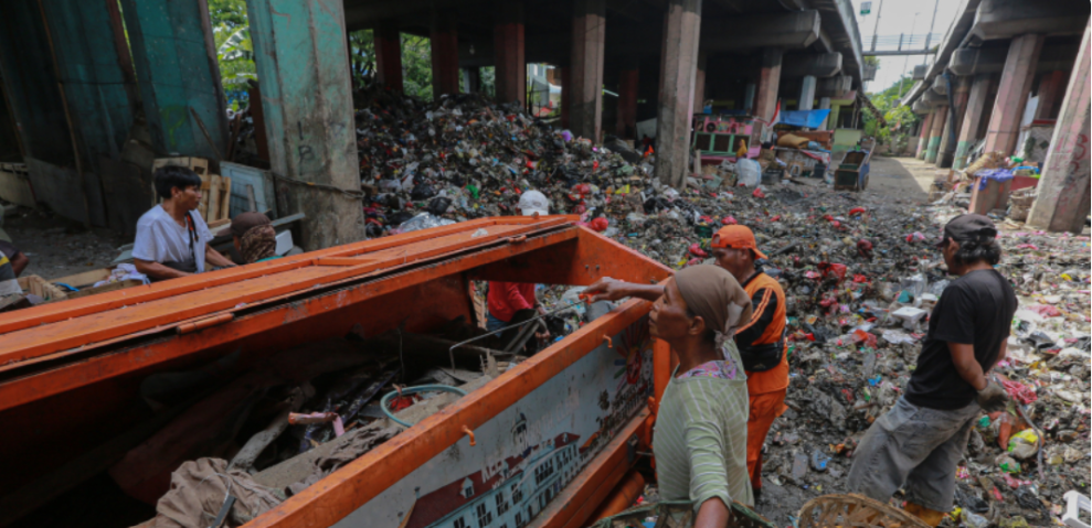 Pemprov DKI Bangun Pusat Daur Ulang Plastik