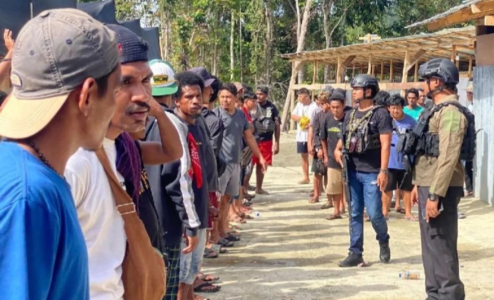 Sebanyak   26 warga China Dievakuasi Dari Lokasi Penambangan Usai Diserang KKB