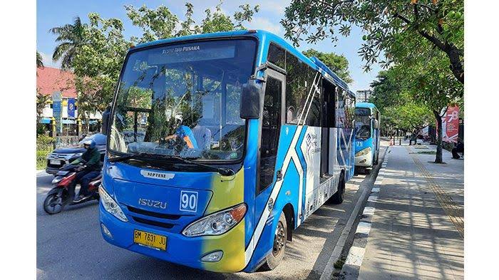 Mulai Hari Ini, Walikota Pekanbaru Gratiskan Ongkos Bus TMP Bagi Pelajar