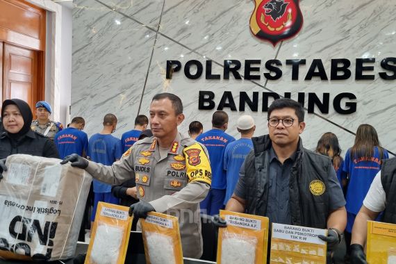 Diperintah Warga Binaan, Mbak R Selundupkan 61 Paket Sabu-sabu ke Rutan Kebon Waru