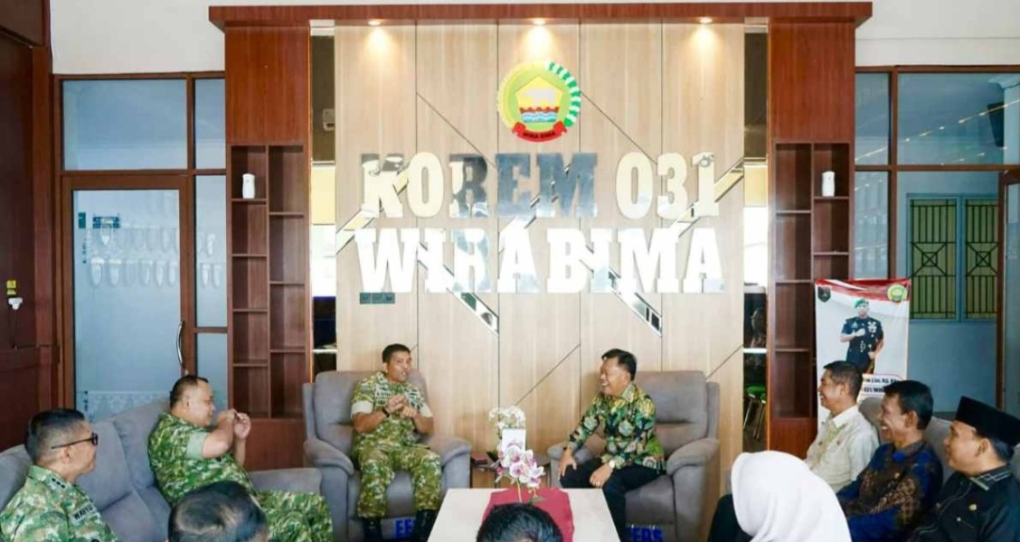 Bahas Abrasi hingga Batalyon, Asmar dan Danrem 031/WB Fokus Masa Depan Meranti