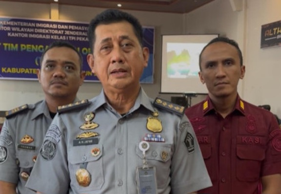 Misteri Dokumen Umrah Palsu, 15 WNI Dicegah Terbang ke Luar Negeri