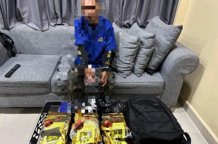 Sedang Duduk di Lobi Hotel, Tersangka Z Ditangkap Polisi Dumai Karena Menguasai 3,2 Kilo Sabu