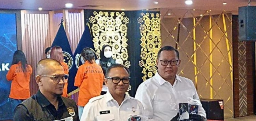 Imigrasi Ciduk 220 WNA Diduga Langgar Izin Tinggal, Didominasi Warga China