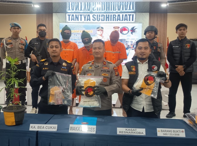 Dua Pengedar Sabu Dibekuk di Bengkalis, Polisi Amankan Lebih dari 1,5 Kg