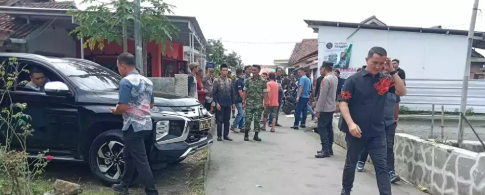 Densus 88 Polri Tangkap 8 Terduga Teroris di Poso