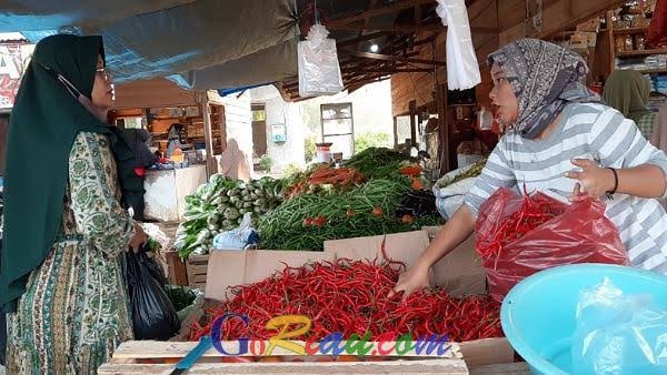 Emak-emak Menjerit, Harga Cabai di Kuansing Tembus Rp100 Ribu per Kg