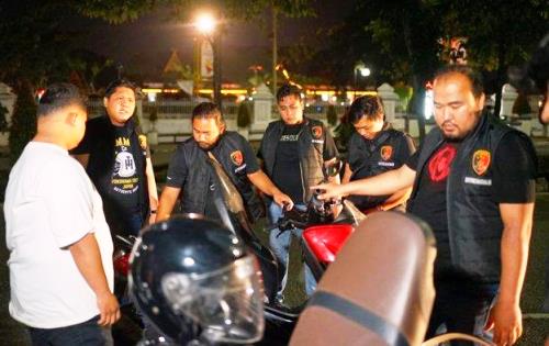 Antisipasi Tawuran dan Kriminalitas di Pekanbaru, Polisi Bubarkan Aksi Kumpul-kumpul Hingga Tengah Malam