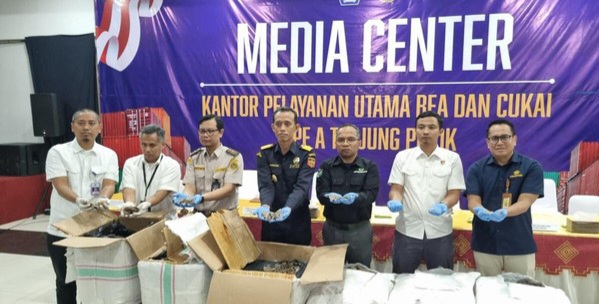 Bea Cuka Gagalkan Penyelundupan 3 Ton Sisik Trenggiling Rp 183 M