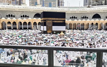 Kementerian Haji Ungkap Alasan Izinkan Umrah Mandiri