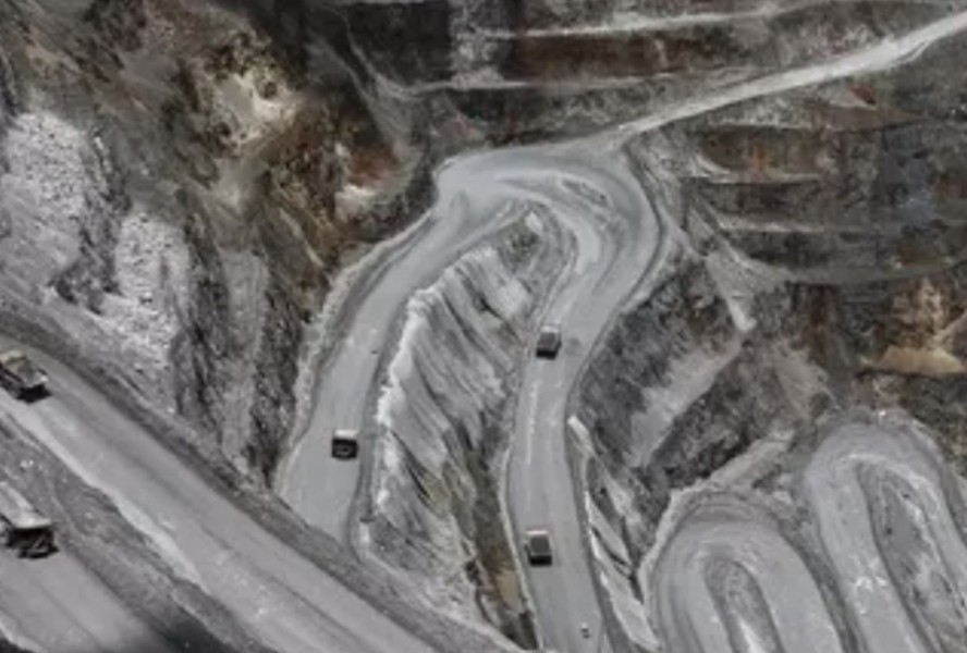 Peran Strategis Freeport Indonesia sebagai Kontributor Utama Perekonomian Nasional