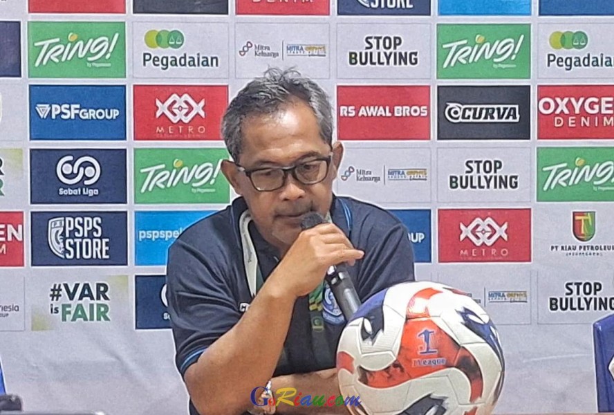 Aji Santoso Usai PSPS Pekanbaru Kalah: Kami Krisis Pemain Belakang