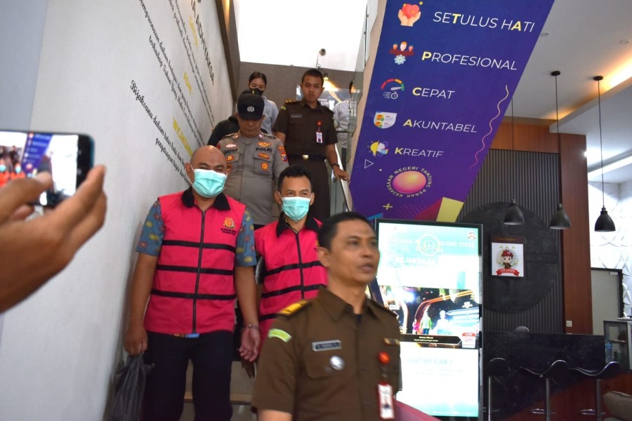 Dua Pejabat PD Pasar Surya Korupsi Pengelolaan Parkir, Rugikan Negara Rp725 Juta