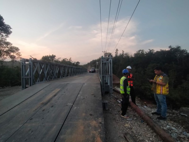 Perbaikan Jalan Longsor Riau-Sumbar Ditargetkan Tuntas Akhir November