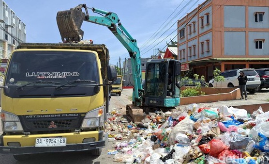 Penanganan Sampah di Pekanbaru Tuntas 80 Persen, Dikebut Siang-Malam