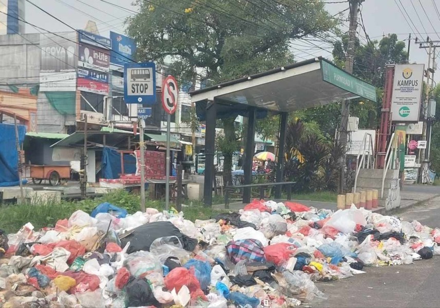 Tanpa Pihak Ketiga Dalam Angkutan Sampah, Pemko Pekanbaru Bangkitkan Semangat Gotong Royong, OPD dan Warga Dikerahkan