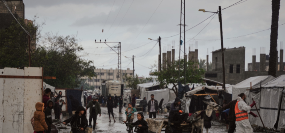 Hujan Deras di Gaza, Israel Tingkatkan Serangan