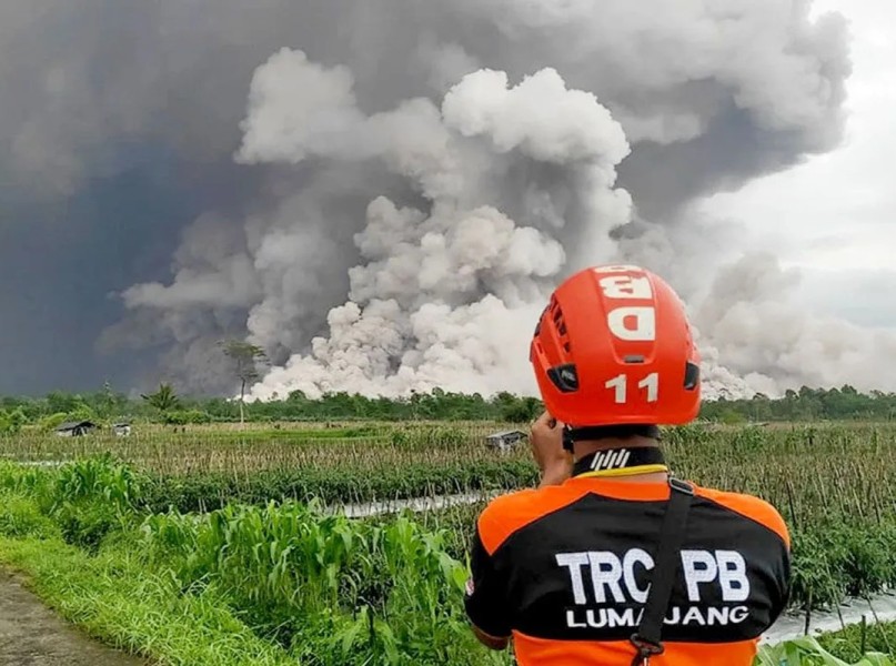 Pemerintah Kabupaten Lumajang Pastikan Jaringan Internet Aman Untuk Mitigasi Semeru