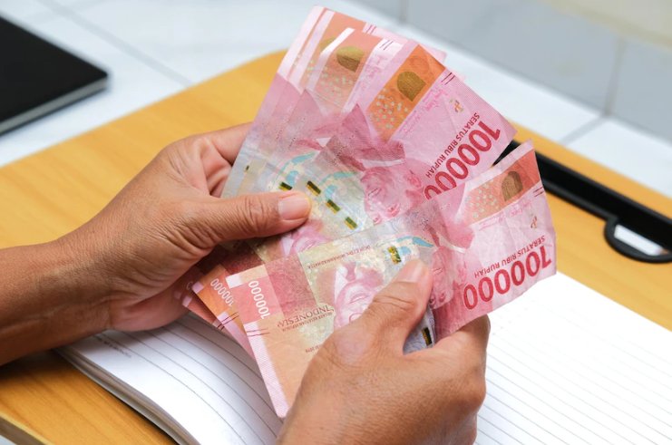 Lurah Malaka Sari Pinjam Rp17 Juta ke PPSU Berujung Dibebastugaskan