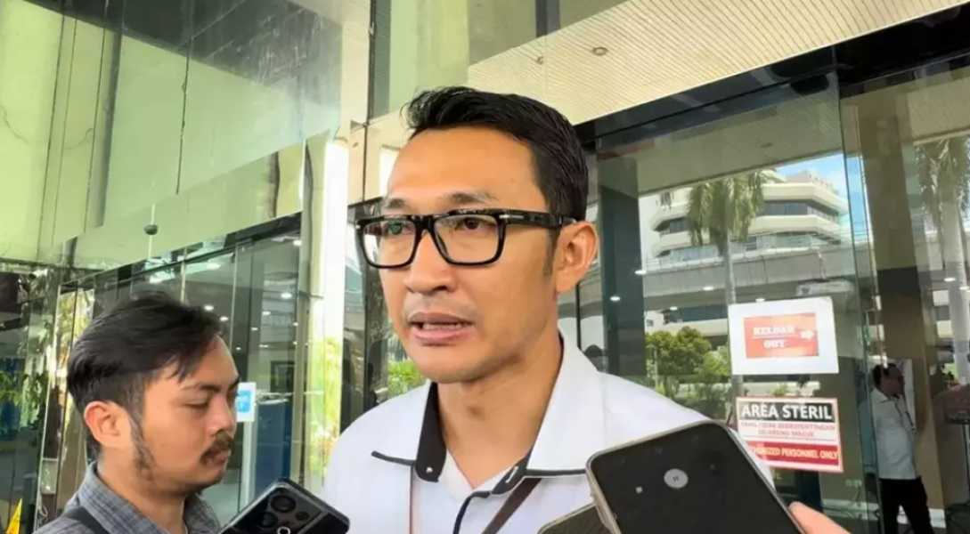 Plt Gubernur Riau Berpotensi Dipanggil KPK Soal Jatah Preman