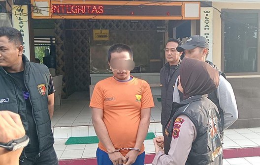Kecanduan Judi Online Pemicu Cecep Gelapkan Mobil Ortu Angkat di Jambi