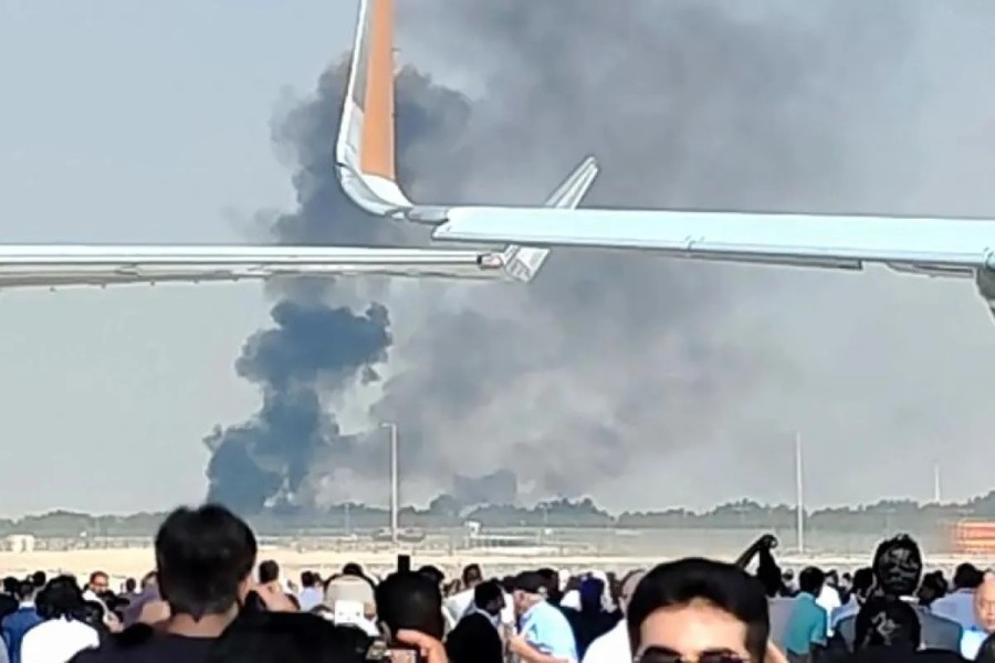 Tragedi di Dubai Airshow: Tejas India Jatuh