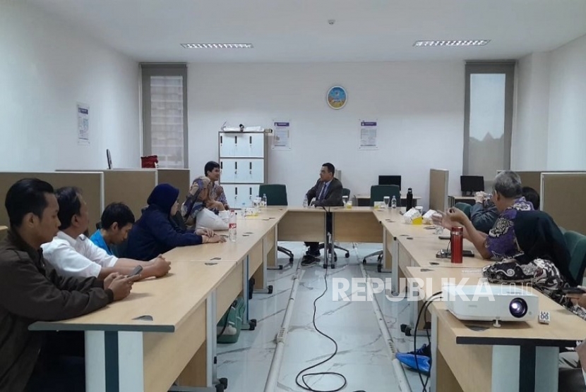 FTI UNM Perkuat Kurikulum Lewat Diskusi Strategis Bersama Pakar Internasional