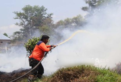 BMKG Modifikasi Cuaca Cegah Kebakaran Lahan Gambut di Riau