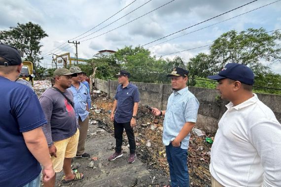 Wali Kota Pekanbaru Tutup TPS Liar di Jalan Soekarno Hatta Ujung