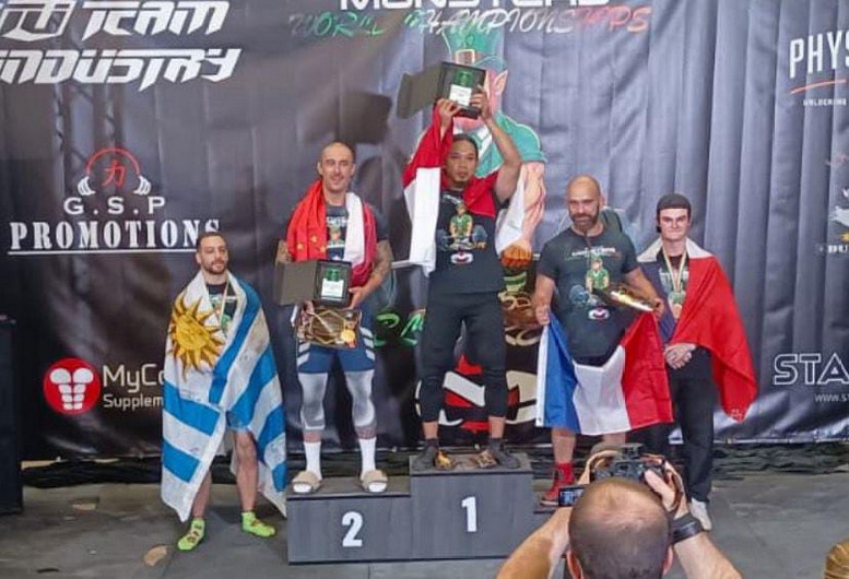 Kalahkan Wakil 23 Negara, Atlet Inhil Juara Static Monster Strongman di Irlandia