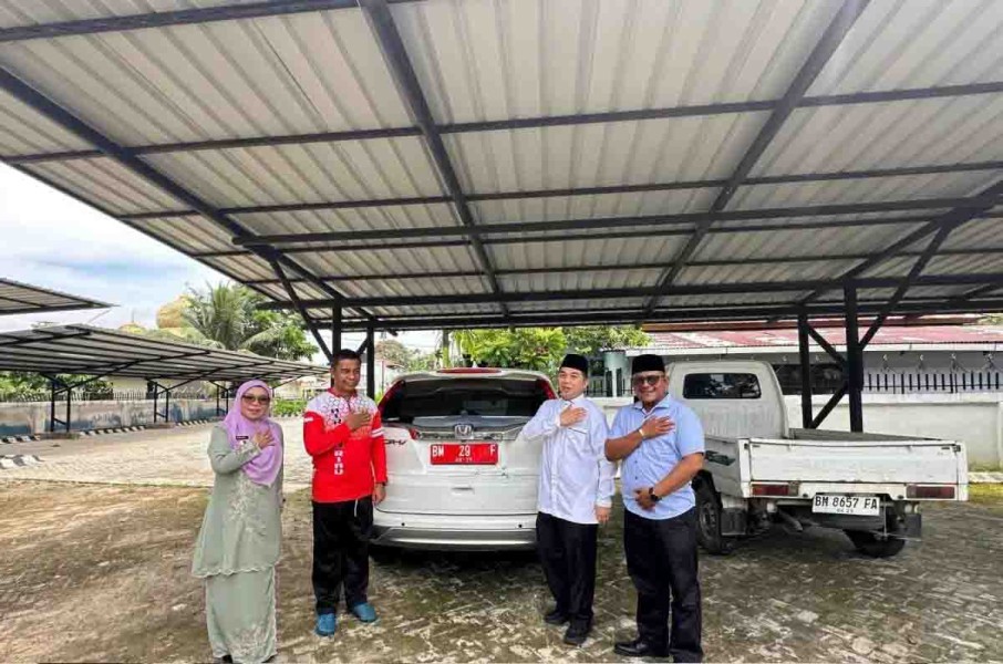 Pemkab Kampar Serahkan 16 Kendaraan Operasional ke Sejumlah OPD