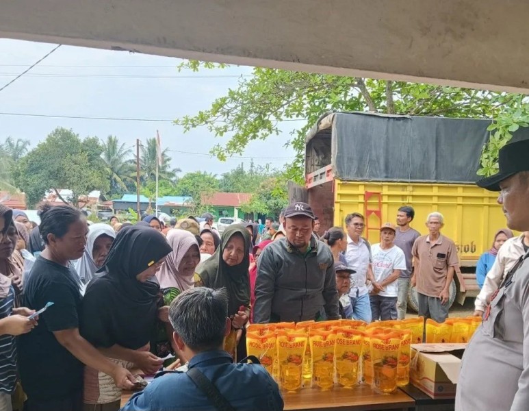 PT SRL Blok Seikebaro siapkan minyak goreng murah di Desa Torganda
