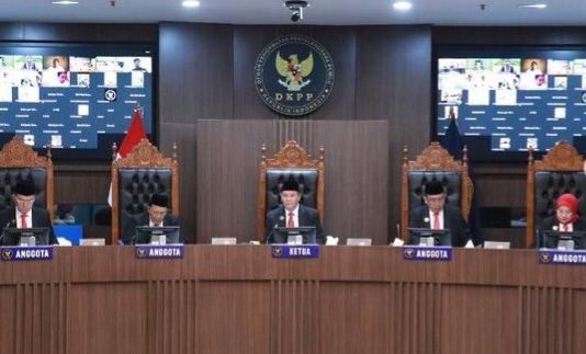 Anggota KPU Padangsidimpuan yang Sempat Di-OTT Dipecat DKPP