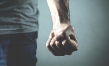 Terjebak Macet Jakarta, Pria Diduga WN Korsel Mengamuk di Taksi Online