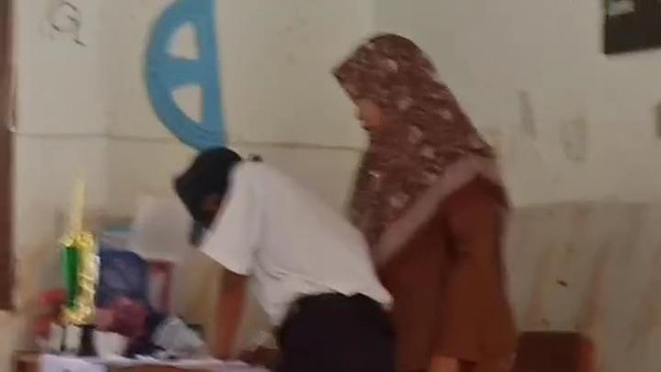 Viral Guru SMP di Lamongan Tampar Siswa Ditarik ke Dispendik