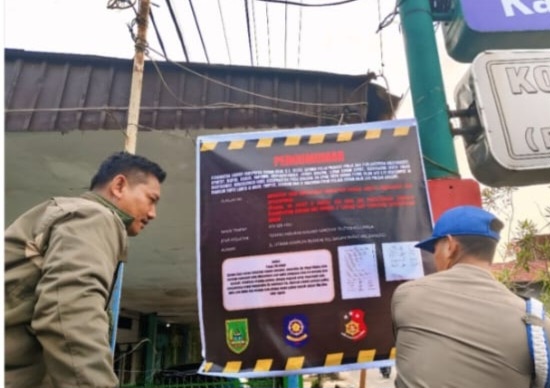 Bupati Rohil Bistamam Tegaskan Komitmen Tertibkan Bagansiapiapi KTV See You Disegel