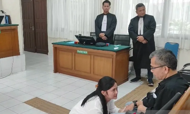 Marisa Putri Bersimpuh di Ruang Sidang, Keluarga Korban Minta Proses Hukum Tetap Berjalan