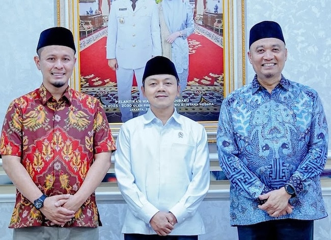 Wamendikdasmen Beri Sinyal Program Revitalisasi untuk Sekolah Pekanbaru