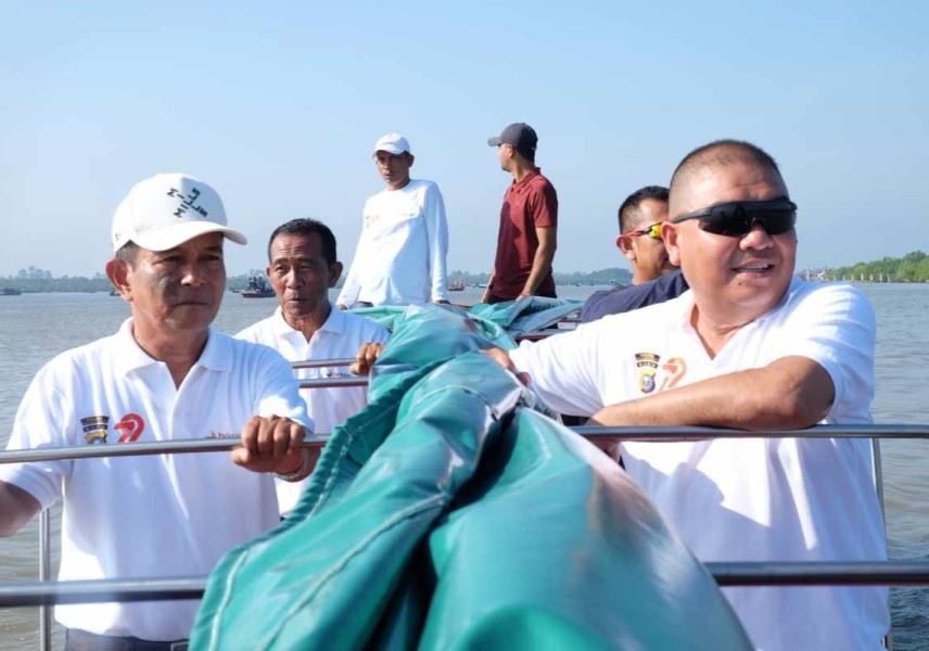 Lomba Mancing Hari Bhayangkara ke-79, Perkenalkan Potensi Perikanan di Sungai Suir Meranti