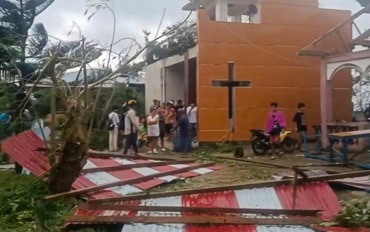 Badai Bualoi Terjang Filipina, 3 Orang Tewas-400 Ribu Ngungsi