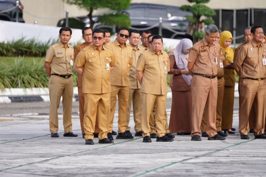 Plt Gubri Teken SE Nomor 8 Tahun 2026: ASN Pemprov Riau WFH Setiap Jumat
