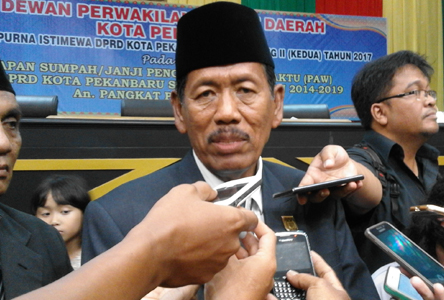 Pangkat Purba Sebut Penurunan Tarif Parkir di Pekanbaru tak Cacat Hukum