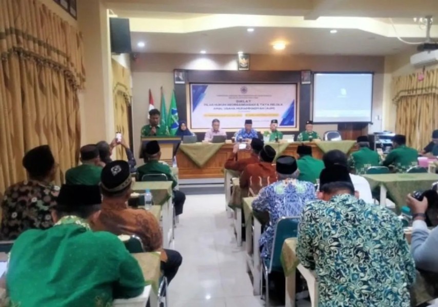 Dosen UMS Perkuat Pemahaman Hukum Pengurus AUM Sukoharjo Lewat Diklat Pilar Hukum Keorganisasian Muhammadiyah