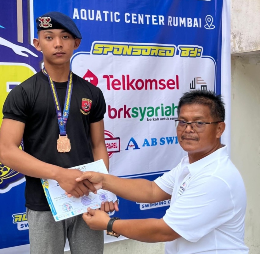 Personel Brimob Polda Riau Raih Perunggu di Kejuaraan Renang Nasional