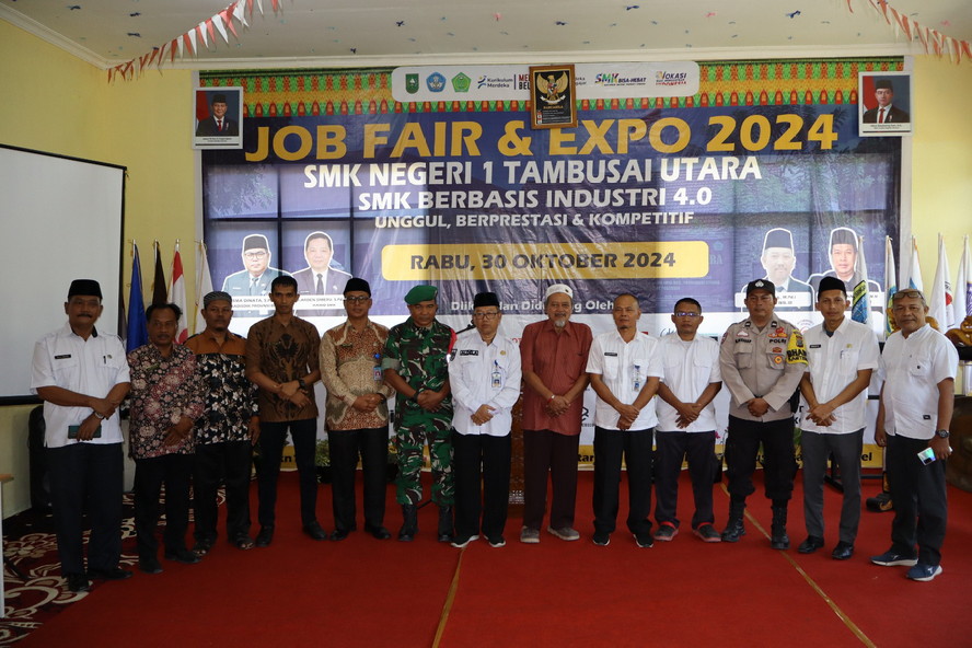 SMKN 1 Tambusai Utara Jembatani Bursa Kerja Lewat Job Fair & Expo 2024