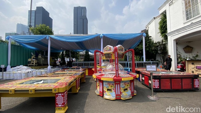 69 Tersangka Diringkus, Polisi Ungkap Modus Penyebaran Judi Berkedok Timezone